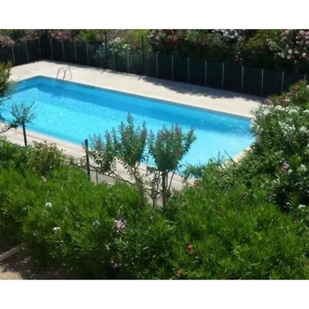 Superbe 4 Personnes - Terrasse- Parking- Piscine Daire Le Grau-du-Roi